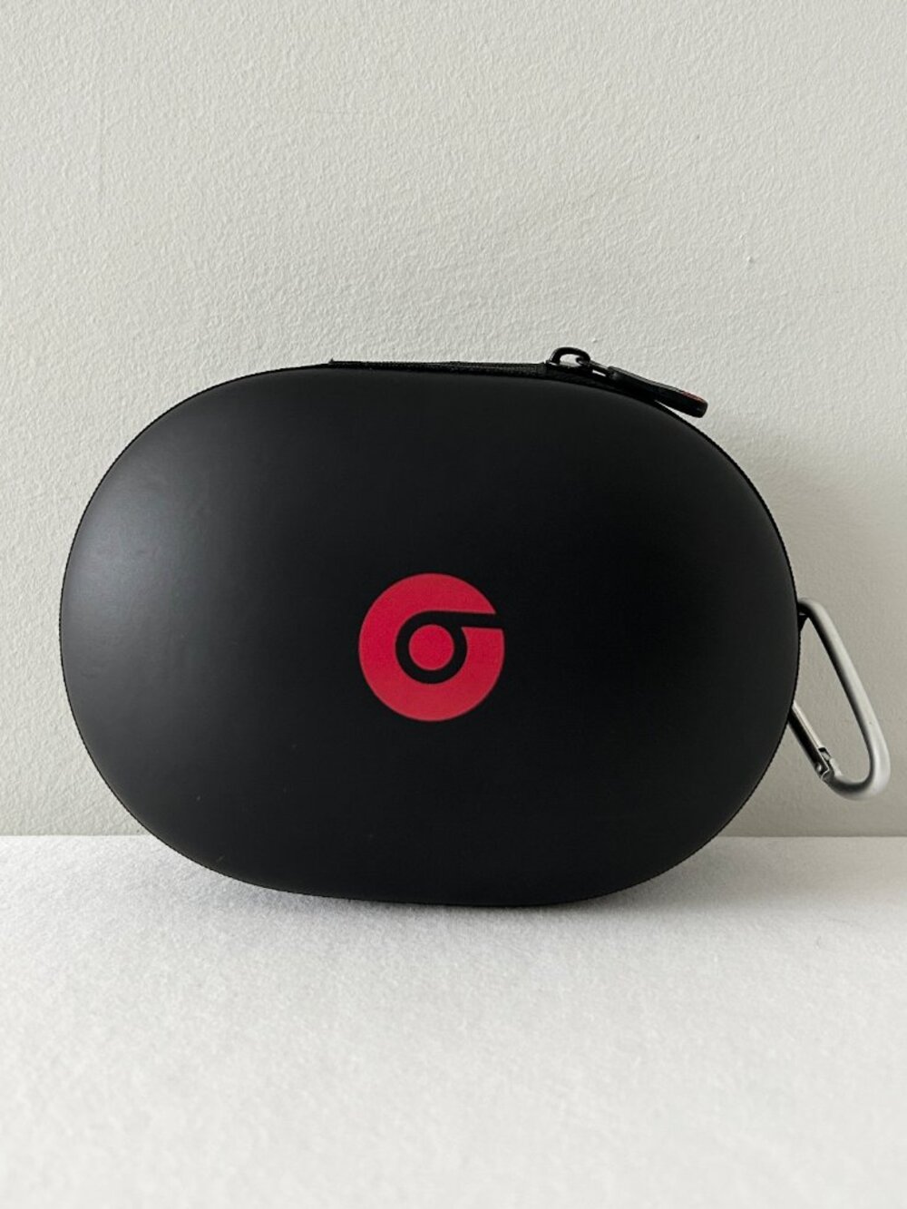 BEATS Headphones Case Only Zip Around Carabiner Hook Black Hard Case Replacement